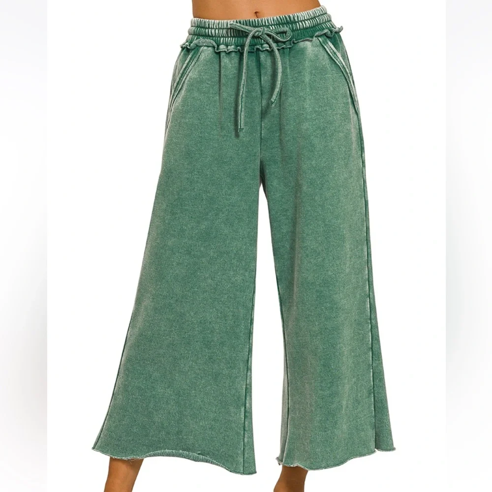 109. LAST 1! Comfy soft crop acid washed ankle green sweatpants CLEARANCE - Picture 4 of 7